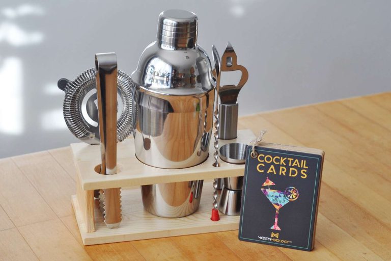 Best Bartending Kits for Home Bartenders