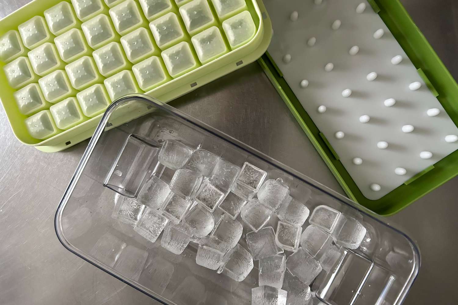Best Freezer Molds for Large Ice Cubes