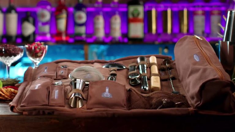 Best Portable Bar Bags for Bartenders