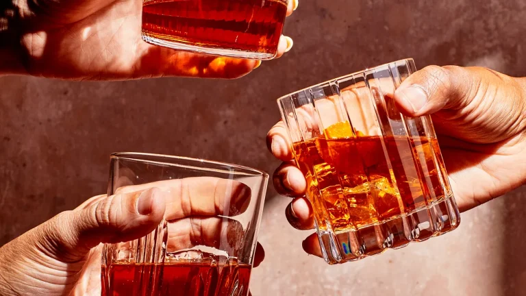 Best Rocks Glasses for Old Fashioned